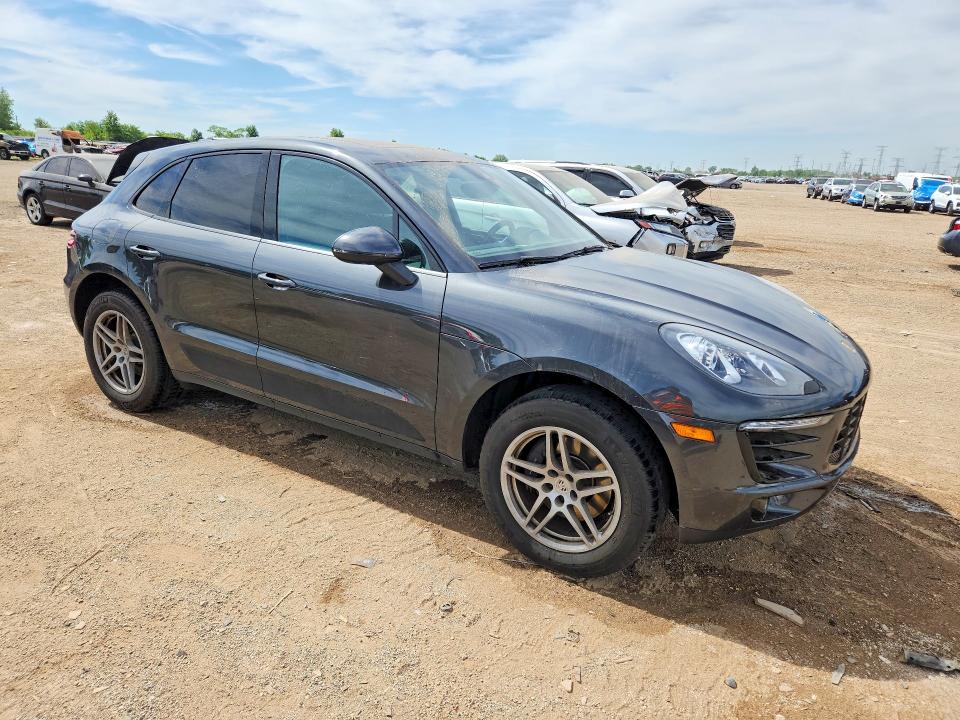 2017 Porsche Macan VIN WP1AA2A58HLB02436 COPART salvage auction — VANDALISM, Il - Salvage Certificate, sold $9,000 on 2026-07-21 (photo 4)