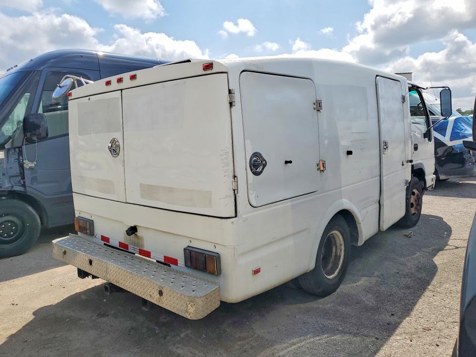 2007 Isuzu Npr VIN JALC4B16277011212 COPART salvage auction — MINOR DENT/SCRATCHES, VA - CERTIFICATE OF TITLE (P), sold $3,050 on 2026-07-29 (photo 3)