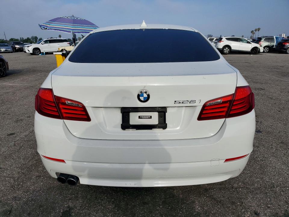 2013 BMW 5er VIN WBAXG5C54DDY35996 COPART salvage auction — FRONT END, Ca - Salvage Certificate, sold $425 on 2026-07-31 (photo 6)