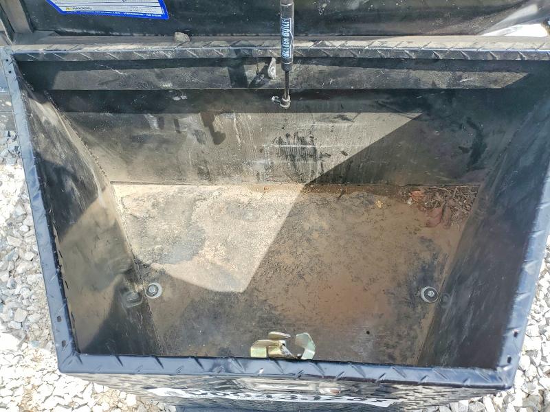 2025 Lawrimore manufactur 18' utility VIN 5WUBU1828SF077105 COPART salvage auction — ALL OVER, TN - SALVAGE CERTIFICATE, sold $350 on 2026-07-09 (photo 7)