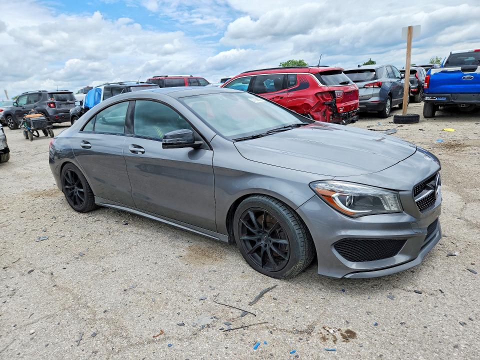 2014 Mercedes-benz VIN WDDSJ4EB8EN028085 COPART salvage auction — MINOR DENT/SCRATCHES, In - Certificate Of Title, sold $3,400 on 2026-08-01 (photo 4)