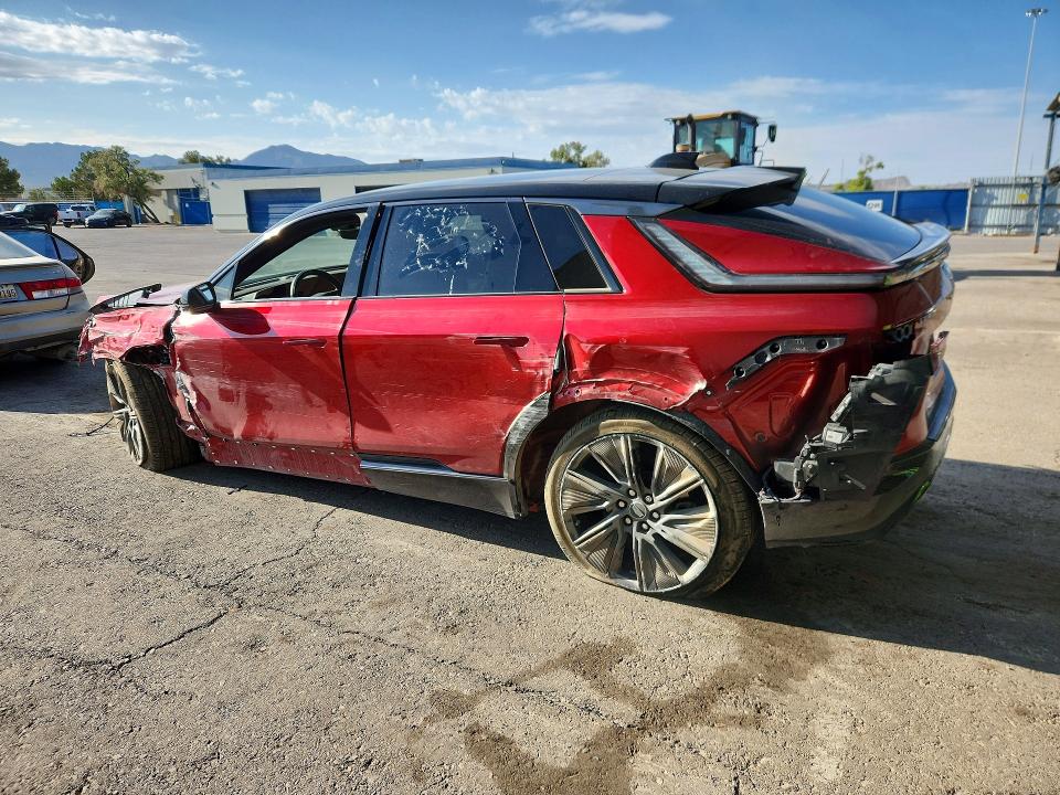 2024 Cadillac Lyriq VIN 1GYKPWRL4RZ135022 COPART salvage auction — ALL OVER, Tx - Salvage Vehicle Title, sold $13,300 on 2026-08-21 (photo 2)