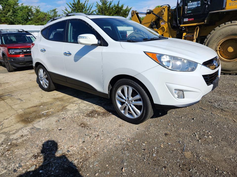 2012 Hyundai Tucson VIN KM8JUCAC4CU534386 COPART salvage auction — REAR END, Nj - Cert Of Title-Salvage, sold $3,700 on 2026-07-20 (photo 4)
