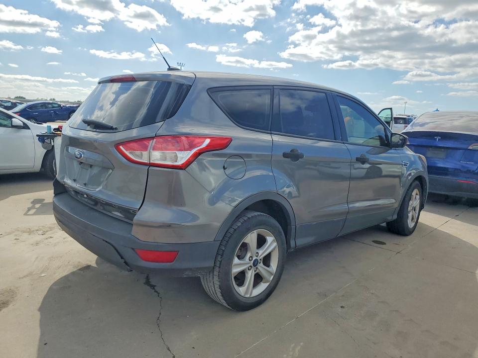 2014 Ford Escape VIN 1FMCU0F74EUE25822 COPART salvage auction — FRONT END, Tx - Salvage Vehicle Title, sold $675 on 2026-07-09 (photo 3)