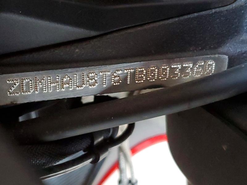 2026 Ducati Panigale VIN ZDMHAU8T6TB003360 COPART salvage auction — MINOR DENT/SCRATCHES, Az - Cert Of Title - Salvage, sold $7,200 on 2026-07-30 (photo 9)