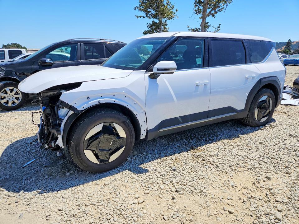2026 Kia Ev9 VIN 5XYAB5S13TG004091 — COPART salvage auction photo