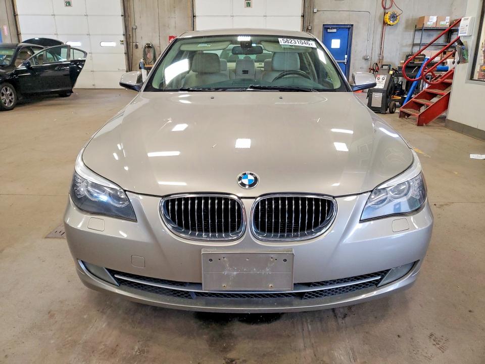 2010 BMW 5 series VIN WBANV1C51AC159983 COPART salvage auction — MINOR DENT/SCRATCHES, MN - CERTIFICATE OF TITLE, sold $1,650 on 2026-07-07 (photo 5)