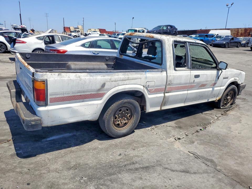 1991 Mazda B2600 VIN JM2UF3146M0156368 COPART salvage auction — FRONT END, Ca - Dis/Dlr/Exp Only Clean Title, sold $200 on 2026-07-06 (photo 3)