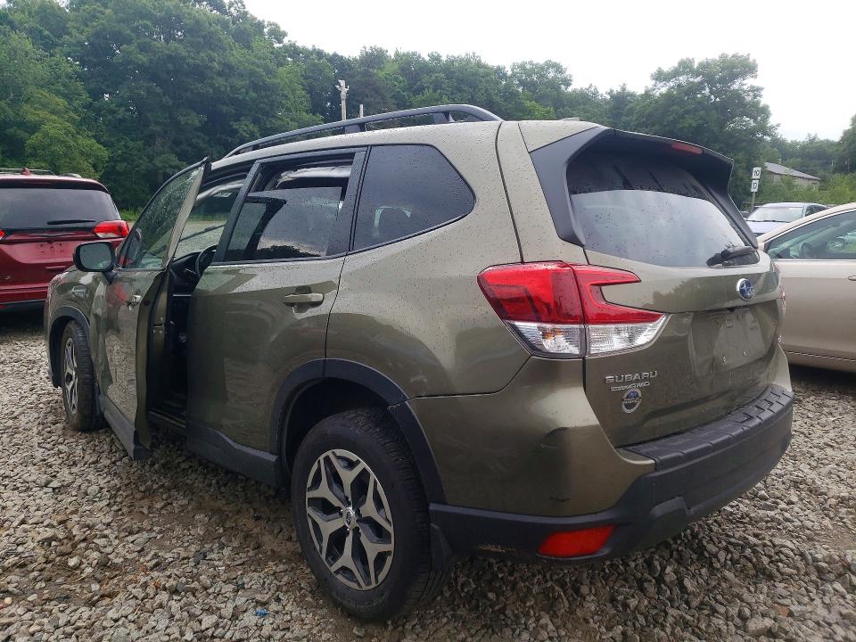 2022 Subaru VIN JF2SKAEC8NH432678 COPART salvage auction — FRONT END, MA - CERT OF TITLE-SALVAGE, sold $2,600 on 2026-07-30 (photo 2)