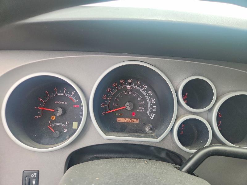 2013 Toyota Tundra VIN 5TFUM5F15DX043927 COPART salvage auction — MINOR DENT/SCRATCHES, Salvage Title, sold $575 on 2026-07-24 (photo 9)