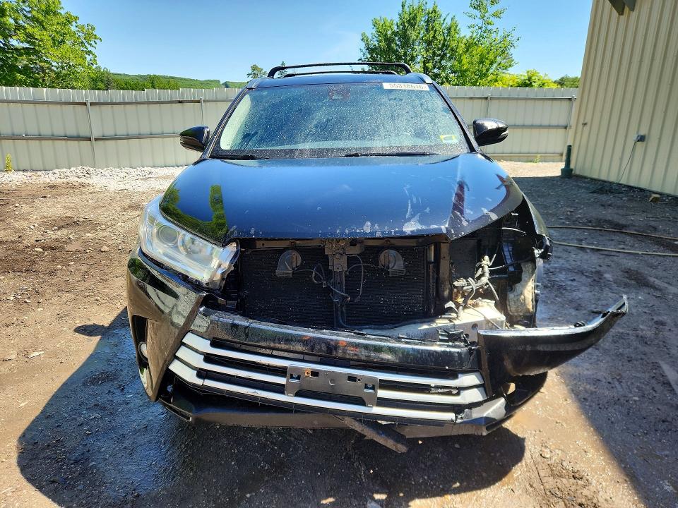 2017 Toyota Highlander VIN 5TDJZRFH2HS417589 COPART salvage auction — FRONT END, VT - CERT OF TITLE-SALVAGE VEHICLE, sold $9,100 on 2026-07-20 (photo 5)