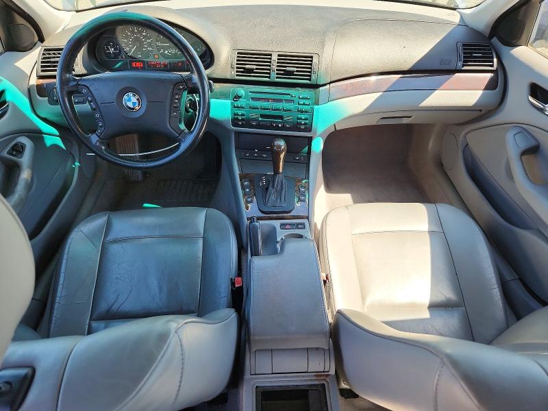 2002 BMW 3er VIN WBAEU33442PF71866 COPART salvage auction — SIDE, OR - SALVAGE TITLE CERTIFICATE, sold $575 on 2026-07-07 (photo 8)