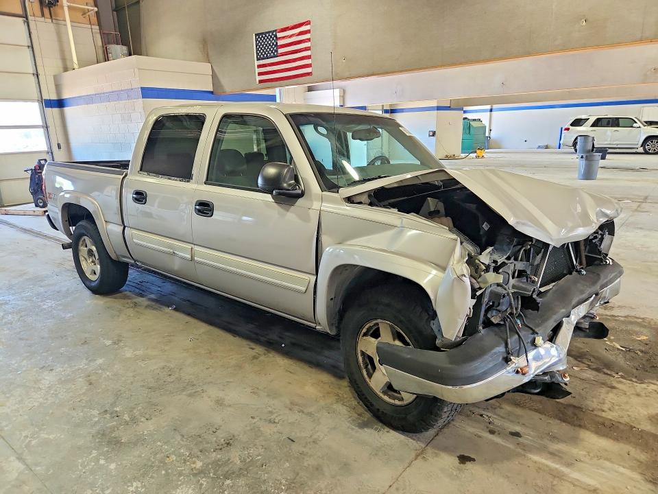 2005 Chevrolet Silverado VIN 2GCEK13T351123380 COPART salvage auction — FRONT END, VA - CERT OF TITLE - SALVAGE, sold $875 on 2026-07-02 (photo 4)