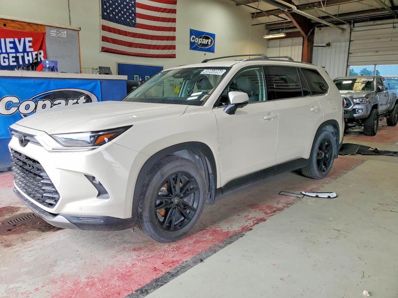 2024 Toyota Highlander VIN 5TDACAB57RS017317 COPART salvage auction — Vandalized, MI - CERTIFICATE OF TITLE, sold $30,500 on 2026-07-09 (photo 1)