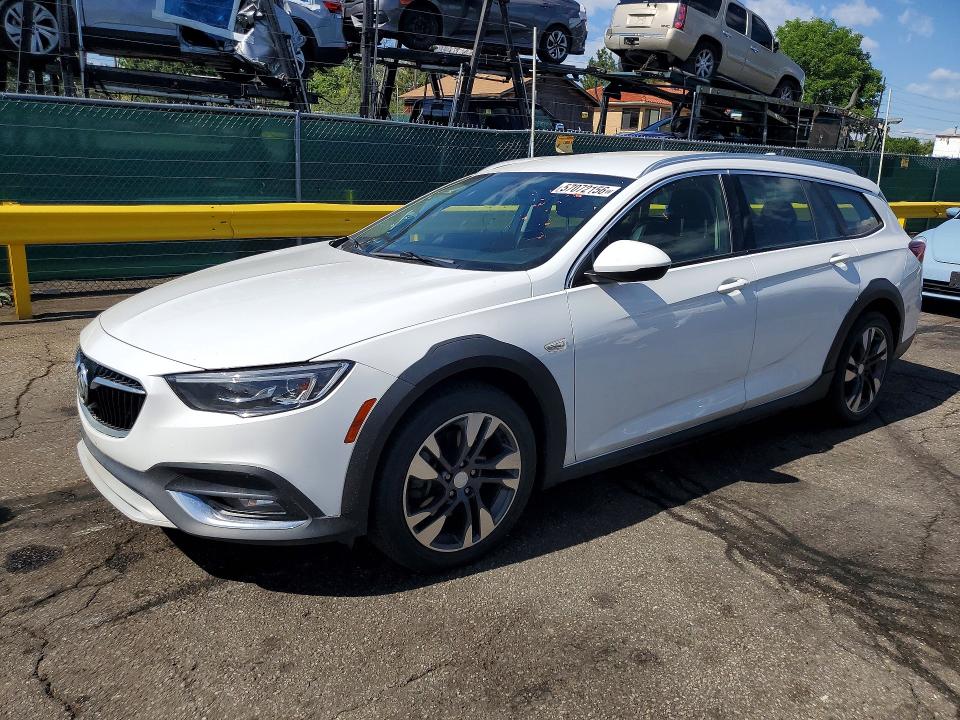 2018 Buick . VIN W04GU8SX5J1132141 COPART salvage auction — MINOR DENT/SCRATCHES, Co - Rebuilt Salvage - Dealer Only, sold $3,050 on 2026-07-21 (photo 1)