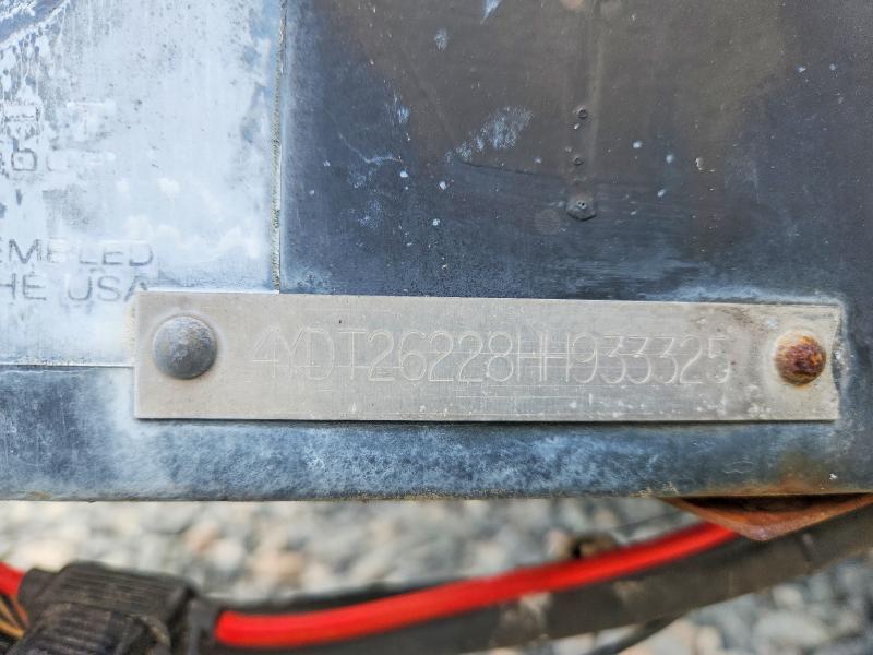 2017 Coleman Coleman VIN 4YDT26228HH933325 COPART salvage auction — REAR END, FL - CERT OF TITLE-SLVG REBLD FLOOD, sold $1,250 on 2026-09-30 (photo 8)