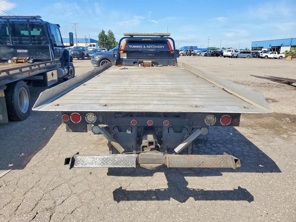 2016 Ford F-550 VIN 1FD0X5HT4GEB57160 COPART salvage auction — MINOR DENT/SCRATCHES, Mi - Certificate Of Title, sold $10,300 on 2026-07-08 (photo 6)