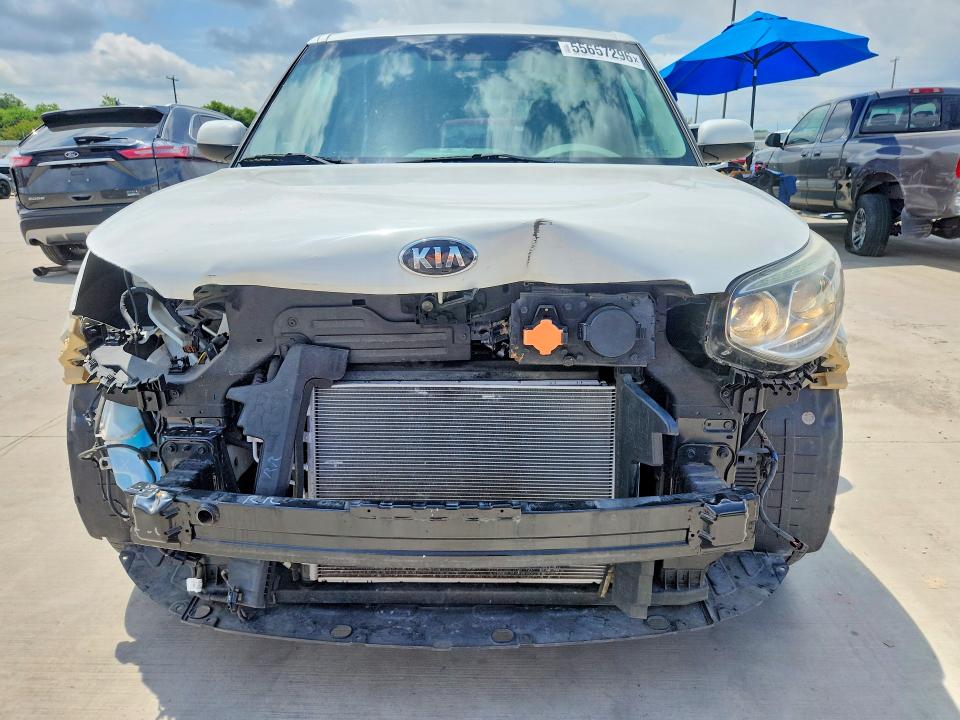 2017 Kia Soul VIN KNDJP3AE8H7021306 COPART salvage auction — FRONT END, Tx - Salvage W/Lemon Law Historty, sold $1,450 on 2026-07-13 (photo 5)