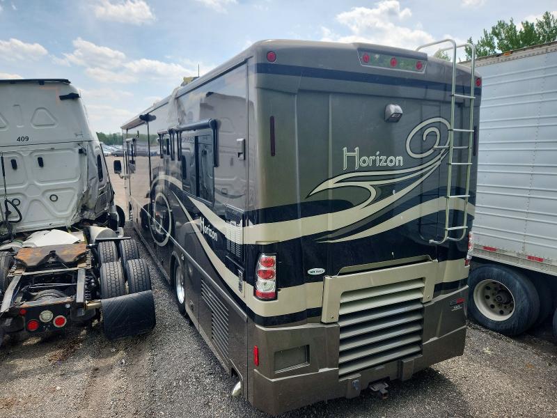 2008 Freightliner Chassis VIN 4UZACUCY08CAJ0895 COPART salvage auction — NORMAL WEAR, ON - PERMIT SALVAGE, sold $1,350 on 2026-07-09 (photo 3)