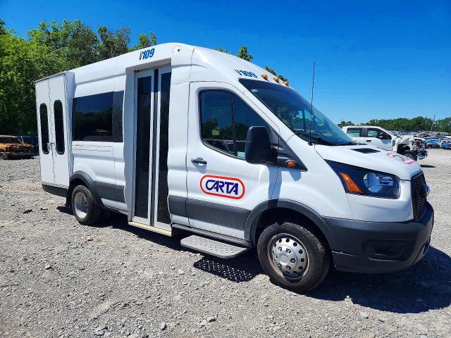2025 Ford Trans VIN 1FDVU4X8XRKB32287 COPART salvage auction — REAR END, Tn - Salvage Certificate, sold $15,400 on 2026-07-02 (photo 4)