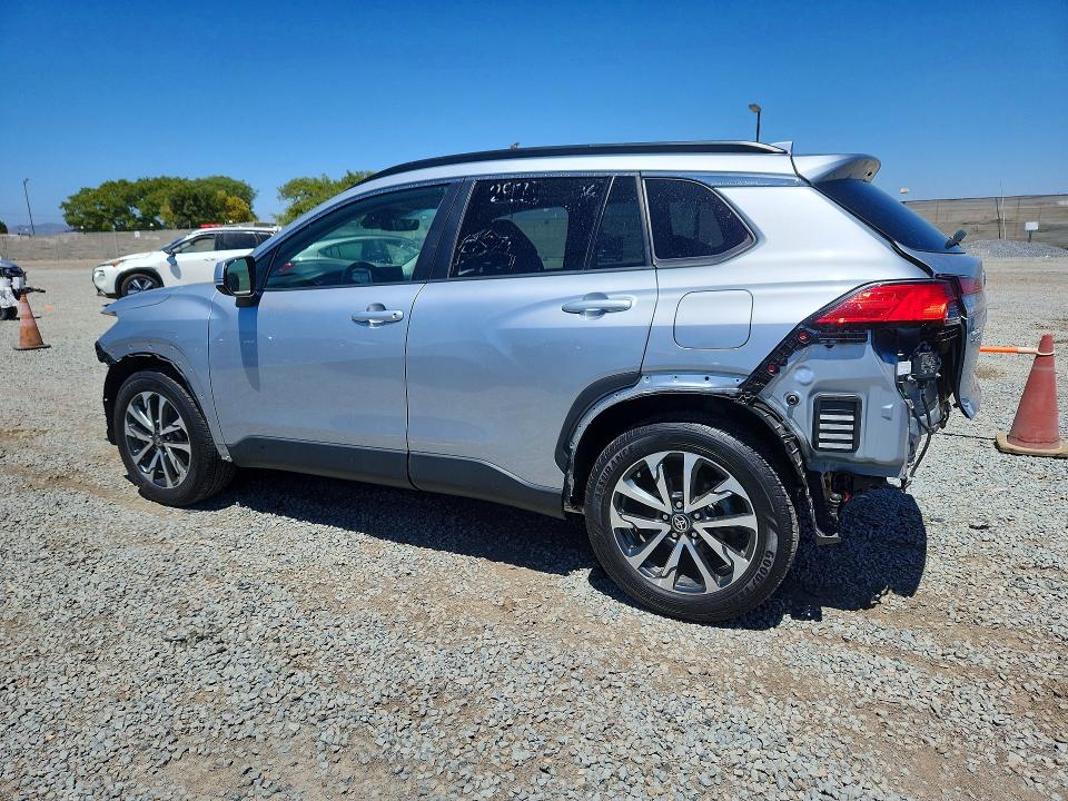 2023 Toyota Corolla cross VIN 7MUDAABG3PV046613 COPART salvage auction — MINOR DENT/SCRATCHES, Ca - Salvage Certificate, sold $8,000 on 2026-07-02 (photo 2)
