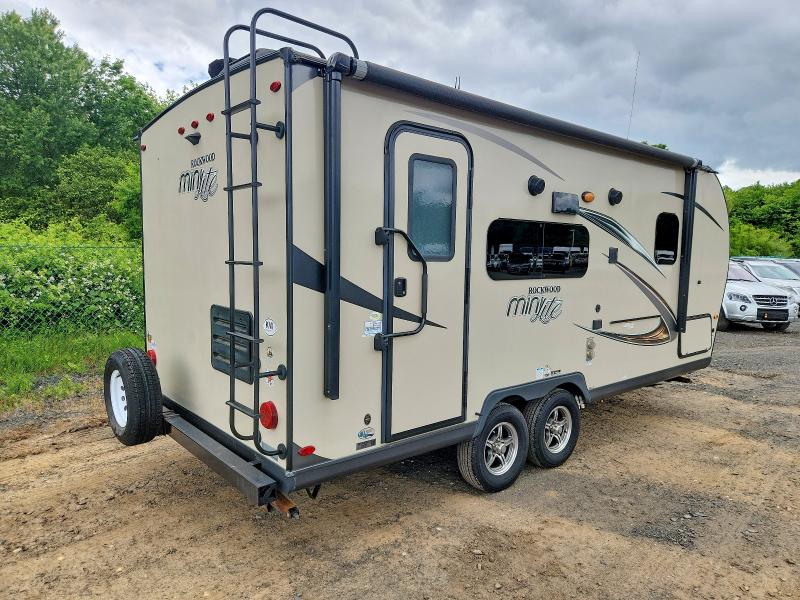 2020 Rockwood Mini lite VIN 4X4TRLW2XLD431580 COPART salvage auction — SIDE, VT - CERT OF TITLE-SALVAGE VEHICLE, sold $2,800 on 2026-09-18 (photo 4)