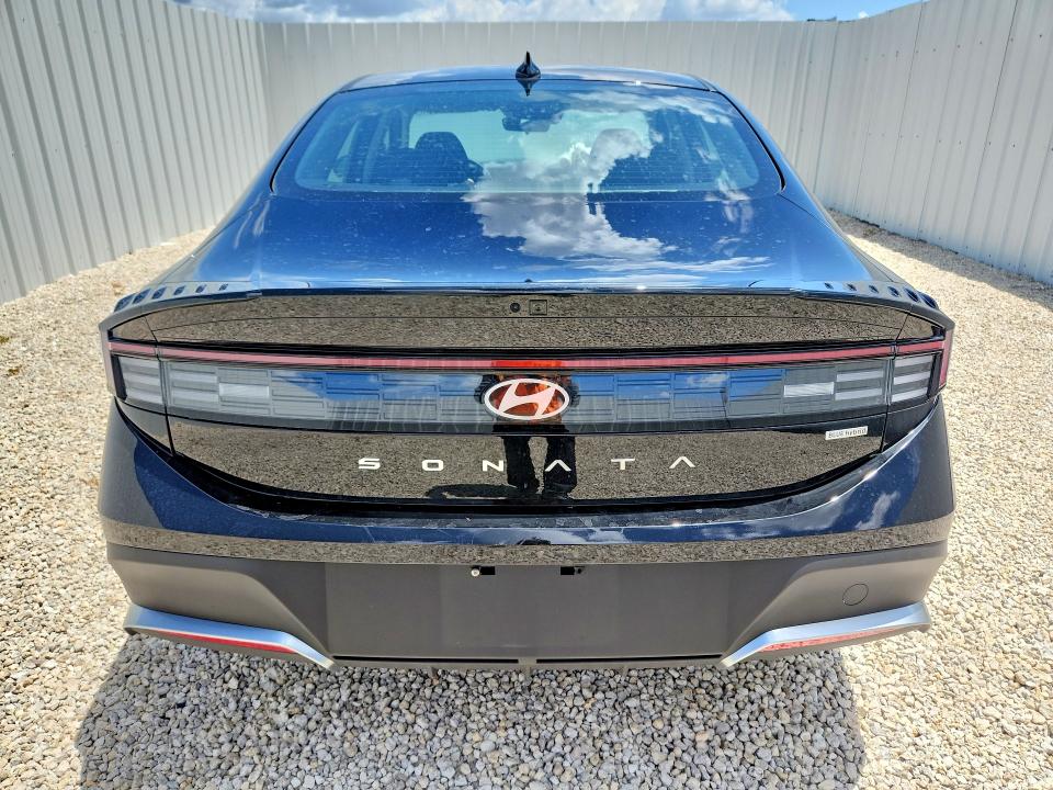 2026 Hyundai Sonata hybrid VIN KMHL24JJ6TA157922 COPART salvage auction — FRONT END, Fl - Cert Of Title Slvg Rebuildable, sold $7,000 on 2026-07-06 (photo 6)