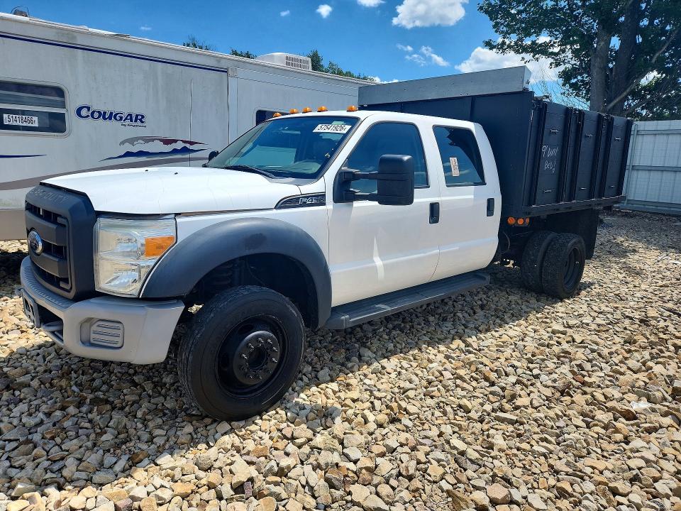 2015 Ford VIN 1FD0W4GY4FEA15965 COPART salvage auction — MINOR DENT/SCRATCHES, Pa - Cert Of Title (P), sold $13,500 on 2026-08-13 (photo 1)