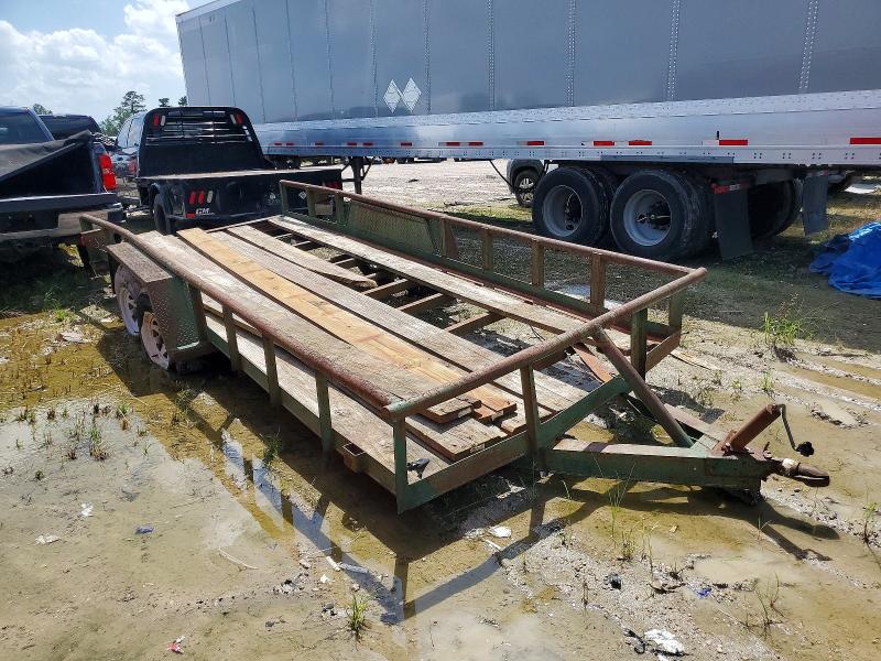 1998 Texas bragg Utility VIN 17XFP1827W1987585 COPART salvage auction — ALL OVER, TX - SALVAGE VEHICLE TITLE (P), sold $750 on 2026-09-03 (photo 1)