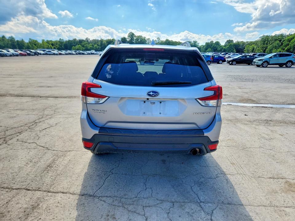 2020 Subaru Forester VIN JF2SKAUC7LH438096 COPART salvage auction — WATER/FLOOD, Pa - Cert Of Salvage-W=Flood Veh, sold $5,900 on 2026-07-02 (photo 6)