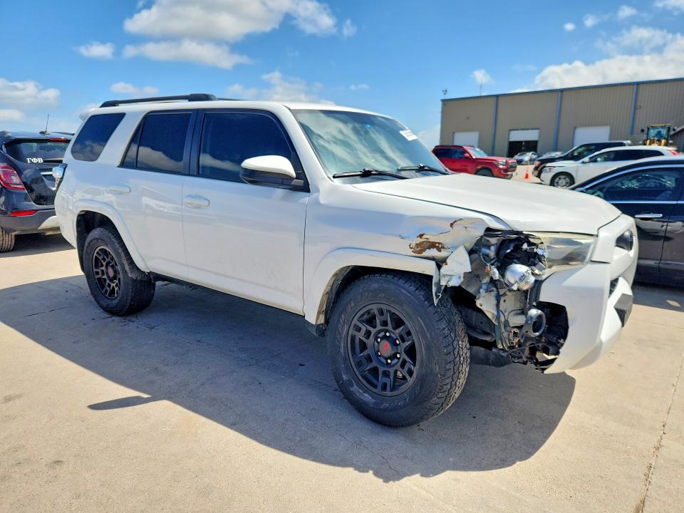 2014 Toyota 4runner VIN JTEZU5JR5E5079774 COPART salvage auction — FRONT END, Tx - Salvage Vehicle Title, sold $8,200 on 2026-07-09 (photo 4)
