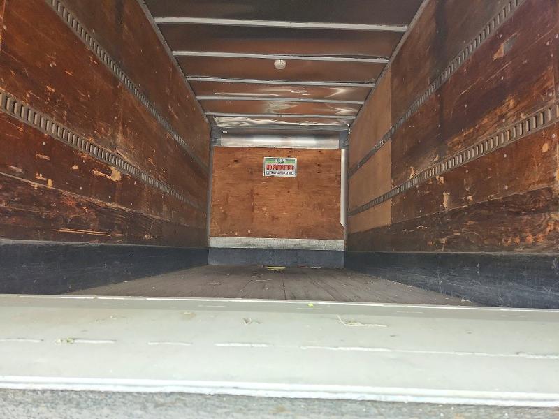 2009 International 4000 series VIN 1HTMMAALX9H046599 COPART salvage auction — MINOR DENT/SCRATCHES, Oh - Certificate Of Title, sold $1,600 on 2026-07-06 (photo 6)