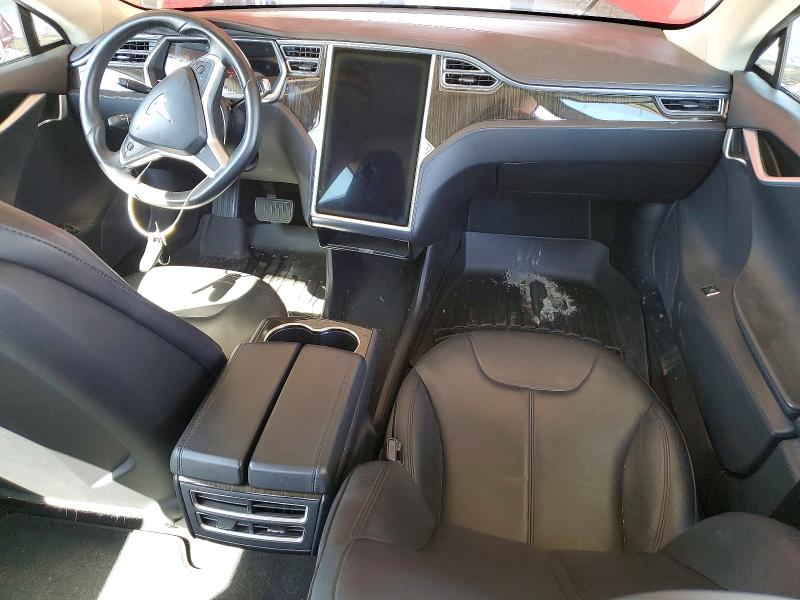 2013 Tesla Model s VIN 5YJSA1CNXDFP12929 COPART salvage auction — MINOR DENT/SCRATCHES, Ca - Dis/Dlr/Exp Only Clean Title (P), sold $2,350 on 2026-07-14 (photo 8)