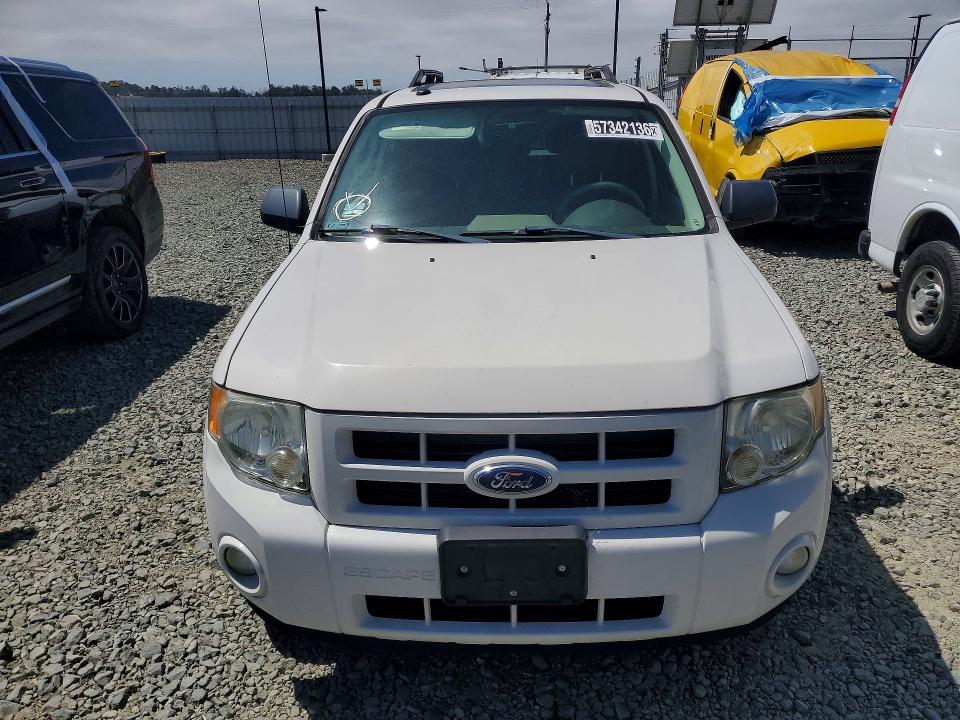 2009 Ford VIN 1FMCU493X9KC50557 COPART salvage auction — MINOR DENT/SCRATCHES, Ca - Dis/Dlr/Exp Only Clean Title, sold $2,600 on 2026-07-09 (photo 5)