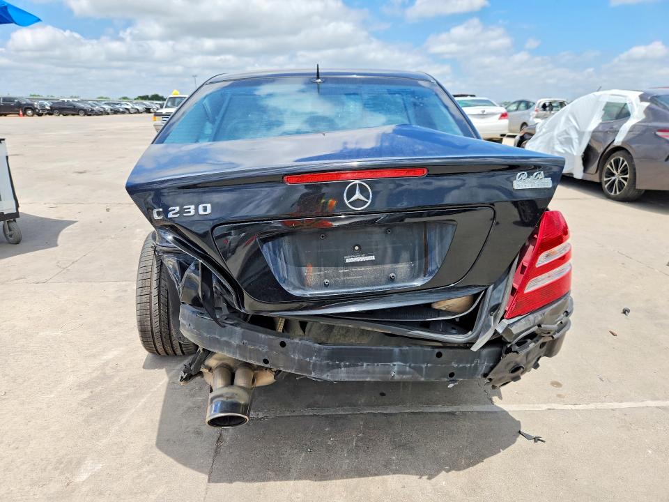 2006 Mercedes-benz C-klasse VIN WDBRF52H36F781607 COPART salvage auction — REAR END, Tx - Salvage Vehicle Title, sold $425 on 2026-07-16 (photo 6)