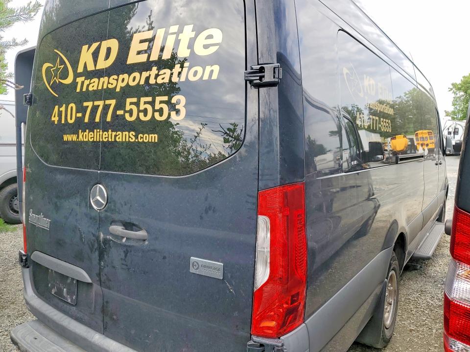 2020 Mercedes-benz Sprinter VIN W1X5EDHYXLT025600 COPART salvage auction — MINOR DENT/SCRATCHES, Md - Certificate Of Title (P), sold $20,700 on 2026-07-10 (photo 3)