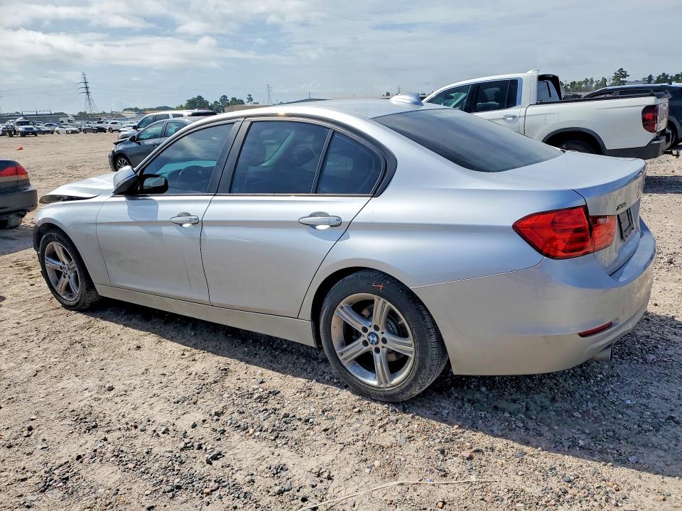2014 BMW VIN WBA3C3G54ENS67558 COPART salvage auction — FRONT END, Tx - Salvage Vehicle Title, sold $700 on 2026-07-28 (photo 2)