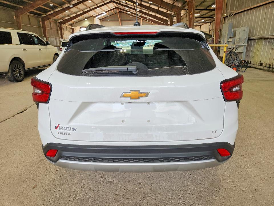 2026 Chevrolet Trax VIN KL77LHEP4TC065783 COPART salvage auction — WATER/FLOOD, La - Cert Of Title-Salvage Flood, sold $8,000 on 2026-07-31 (photo 6)