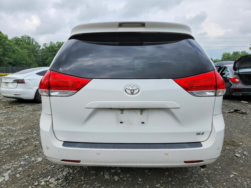 2012 Toyota Sienna VIN 5TDYK3DC6CS253005 COPART salvage auction — SIDE, Md - Cert Of Salvage > 75% Damage, sold $5,200 on 2026-07-14 (photo 6)