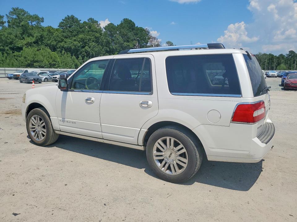 2009 Lincoln Navigator VIN 5LMFU275X9LJ00820 COPART salvage auction — VANDALISM, Sc - Cert Of Title-Salvage, sold $650 on 2026-07-20 (photo 2)