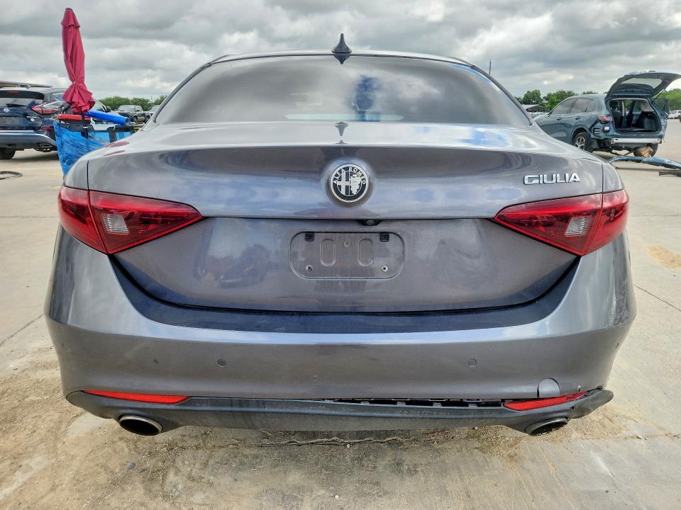 2017 Alfa romeo Giulia VIN ZARFAEBN5H7556407 COPART salvage auction — FRONT END, Tx - Salvage Vehicle Title, sold $175 on 2026-07-30 (photo 6)