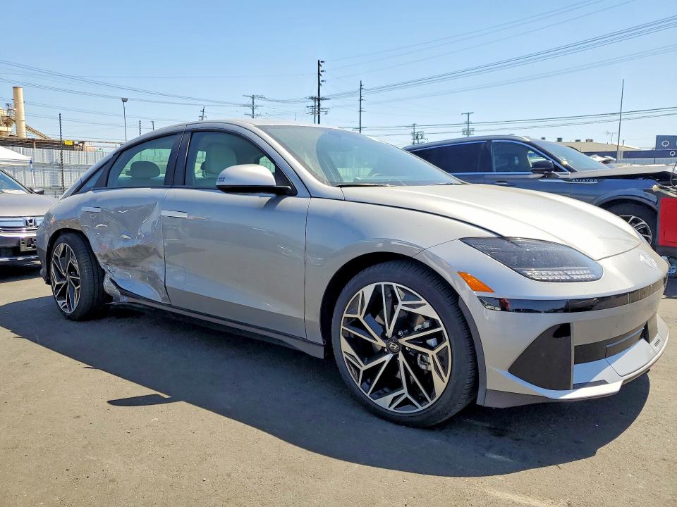 2025 Hyundai Ioniq 6 VIN KMHM34AA9SA087980 COPART salvage auction — SIDE, CA - SALVAGE CERTIFICATE, sold $9,000 on 2026-07-22 (photo 4)