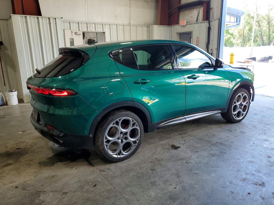 2024 Alfa romeo Tonale VIN ZASPATDW8R3059759 COPART salvage auction — FRONT END, Ny - Mv-907A Salvage Certificate, sold $14,100 on 2026-08-12 (photo 3)