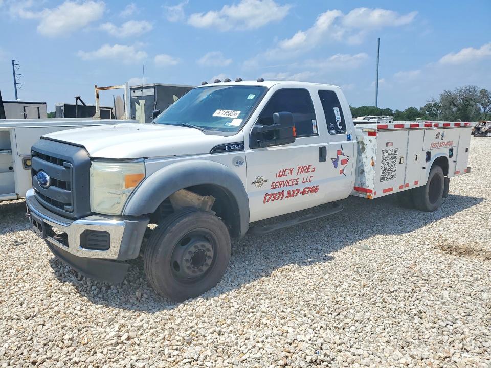 2013 Ford F450 VIN 1FD0X4GT8DEB42894 COPART salvage auction — MINOR DENT/SCRATCHES, Tx - Certificate Of Title (P), sold $3,350 on 2026-07-08 (photo 1)