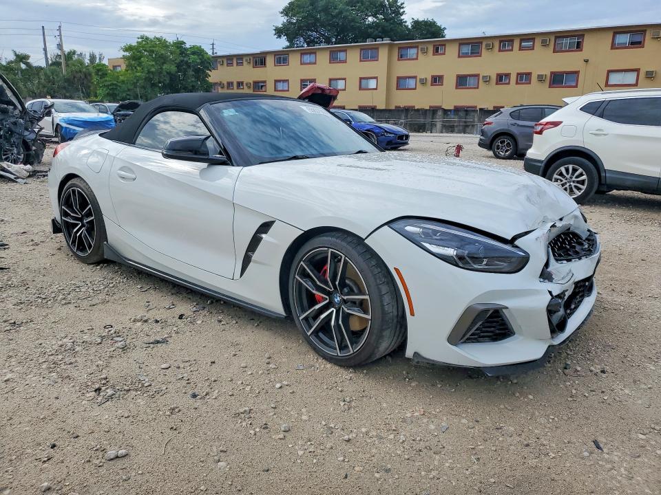 2021 BMW Z4 VIN WBAHF9C08MWX37304 COPART salvage auction — FRONT END, Fl - Cert Of Title Slvg Rebuildable, sold $14,200 on 2026-07-28 (photo 4)