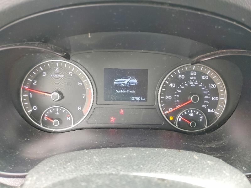 2019 Kia Optima VIN 5XXGT4L34KG305733 COPART salvage auction — REAR END, CA - SALVAGE CERTIFICATE, sold $925 on 2026-07-18 (photo 9)