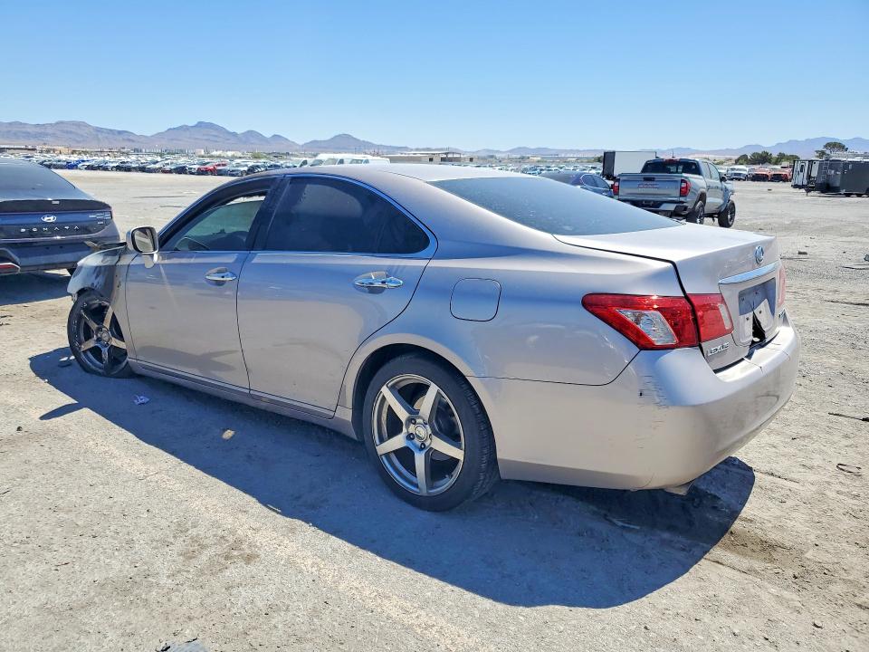 2007 Lexus Es 350 VIN JTHBJ46G572011462 COPART salvage auction — ENGINE BURN, Nv - Salvage Title, sold $450 on 2026-07-02 (photo 2)