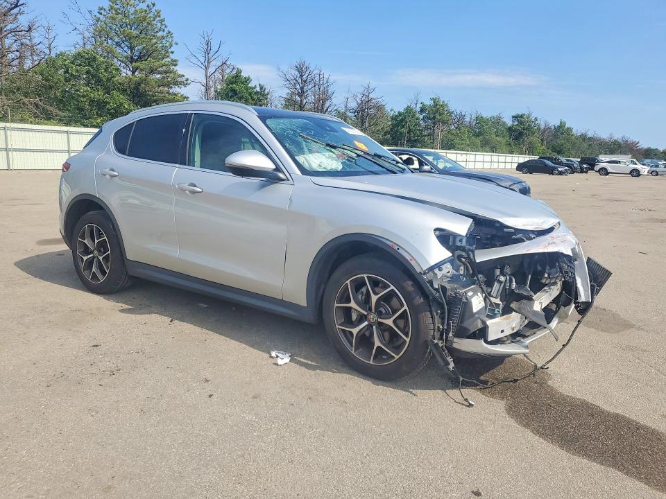 2019 Alfa romeo Stelvio VIN ZASPAKBN1K7C67844 COPART salvage auction — FRONT END, Ny - Mv-907A Salvage Certificate, sold $1,400 on 2026-08-14 (photo 4)