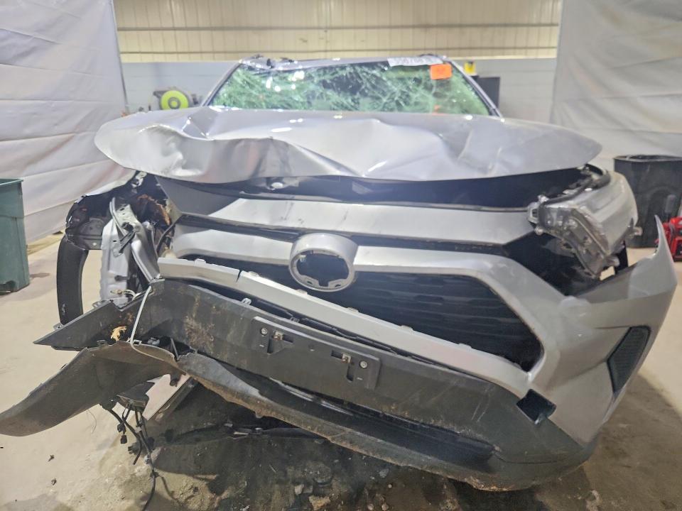 2024 Toyota VIN JTMRWRFV0RD241351 COPART salvage auction — ROLLOVER, Nh - Cert Of Title-Salvage, sold $90 on 2026-07-23 (photo 5)