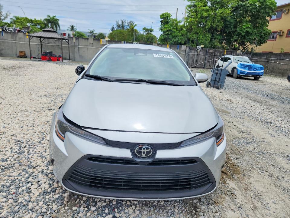 2025 Toyota Corolla VIN 5YFB4MDE0SP290243 COPART salvage auction — FRONT END, Fl - Certificate Of Destruction, sold $5,700 on 2026-07-31 (photo 5)